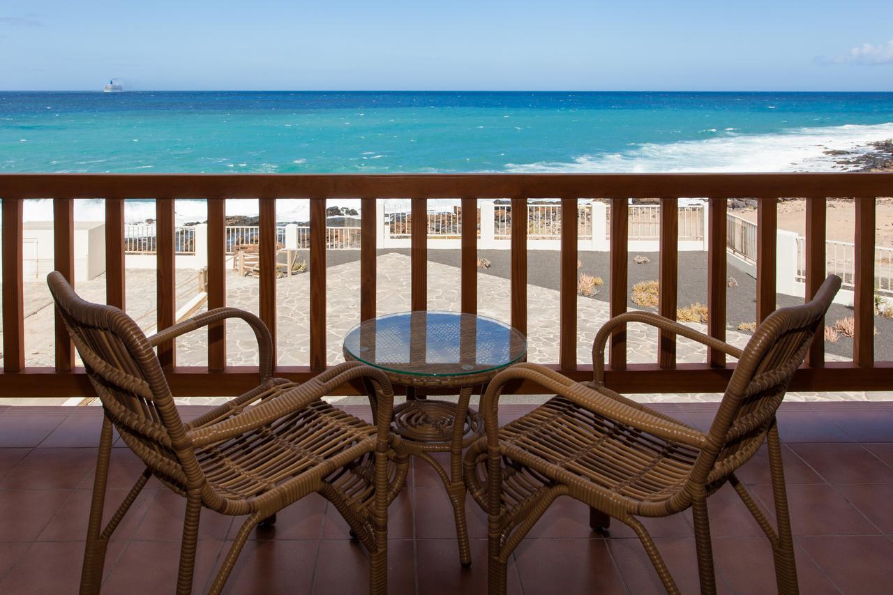 Double Room with Balcony and Sea View
