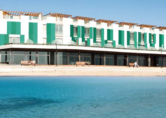 Hoteles de Lujo en Corralejo cerca de Playa Punta Prieta