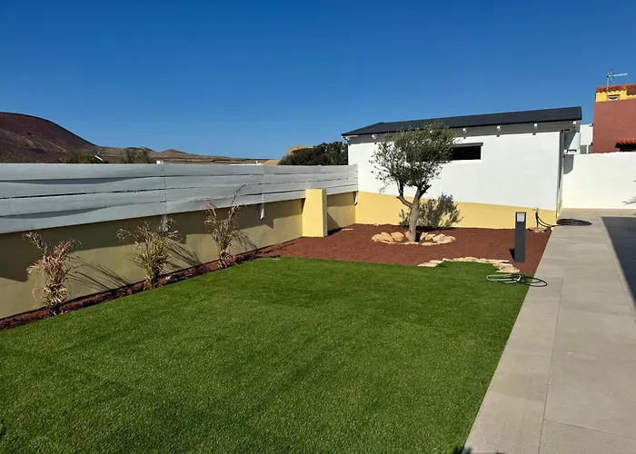 Espacio Room con Piscina, LAJARES