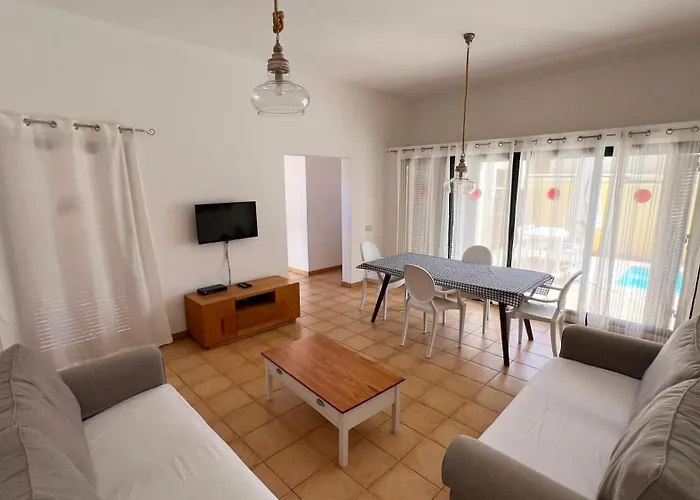 Anahi Homes Corralejo- Bicacarera 3