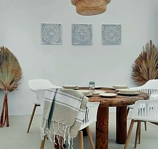 Hostel Nomad Surf House Corralejo